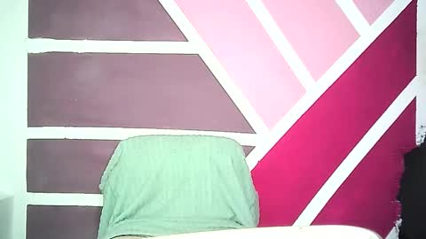 Snapshot of jet_clomet21 chatting on December 19, 2025, 5:36 am Ale online show from December 19, 2025, 5:36 am