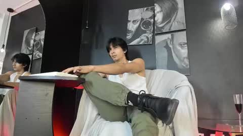 jett_savage online show from November 14, 2025, 3:11 pm