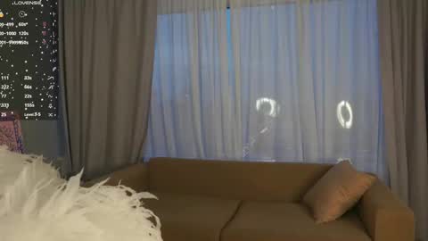 Hi all. My name is Naomi and Im glad to see you in my room  online show from February 10, 2026, 3:21 am