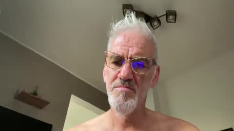 Snapshot of jewlronny chatting on September 30, 2025, 8:30 am jewlronny online show from September 30, 2025, 8:30 am