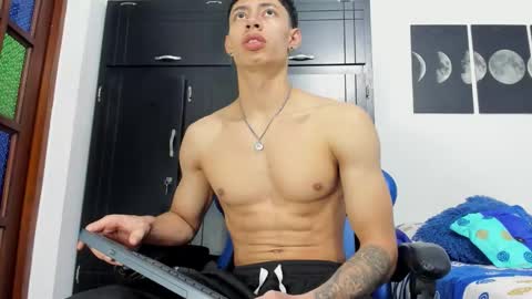 Snapshot of jey_cox23 chatting on October 27, 2025, 12:31 pm jey cox online show from October 27, 2025, 12:31 pm