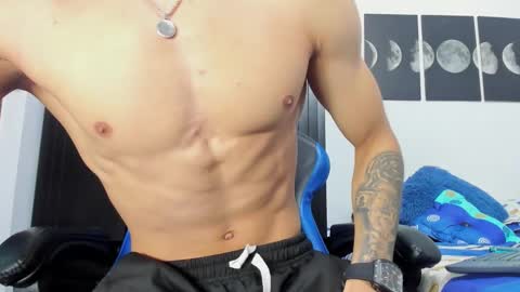 Snapshot of jey_cox23 chatting on October 29, 2025, 12:29 pm jey cox online show from October 29, 2025, 12:29 pm