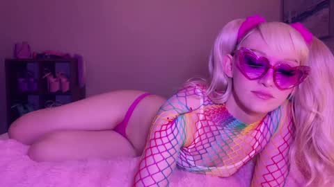   online show from April 15, 2026, 1:45 am