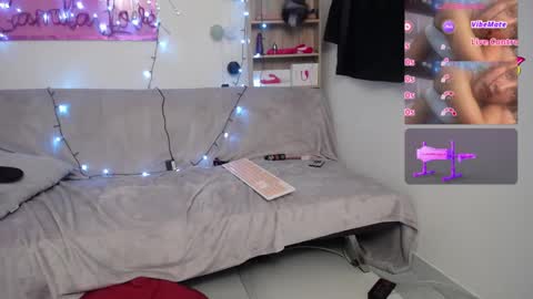 Camila online show from February 27, 2025, 10:31 pm