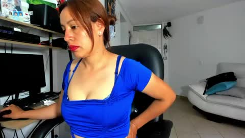 Camila online show from May 13, 2026, 2:47 pm