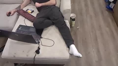 Snapshot of jf12334 chatting on November 23, 2025, 9:31 am NedeledeN online show from November 23, 2025, 9:31 am