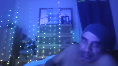 Snapshot of jglarsbel chatting on June 9, 2026, 10:05 am jglarsbel online show from June 9, 2026, 10:05 am