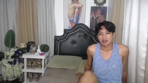 jhan_destroyer2003 online show from February 12, 2025, 8:49 am