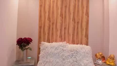 jhasly online show from October 31, 2025, 11:55 am