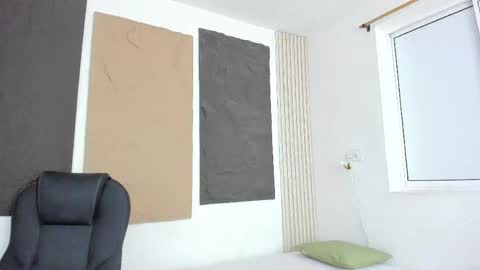 jheremy_wen online show from April 9, 2026, 3:06 am