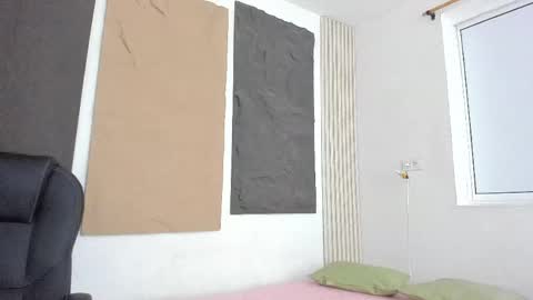 jheremy_wen online show from April 29, 2026, 2:59 am