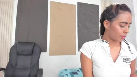jheremy_wen online show from July 6, 2026, 3:14 am