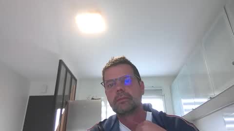 jhmec44000 online show from April 21, 2026, 7:03 am