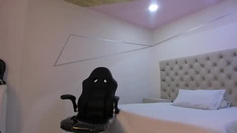 jhoanleandro online show from January 16, 2026, 5:00 am