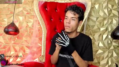 Jhohan Fox online show from November 1, 2025, 4:14 am