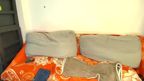 Snapshot of jhon_gade chatting on October 21, 2025, 4:24 am jhon_gade online show from October 21, 2025, 4:24 am