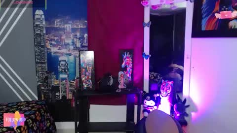 jhon_lot12 online show from April 9, 2026, 6:19 am