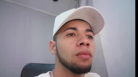 jhon_malo online show from March 3, 2025, 4:25 am