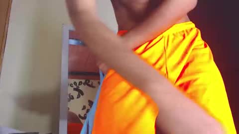 jhon_malo online show from November 11, 2025, 4:45 am