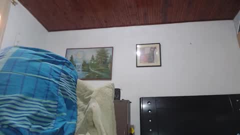 Snapshot of jhon_tommy chatting on January 7, 2025, 12:09 pm jhon tommy online show from January 7, 2025, 12:09 pm