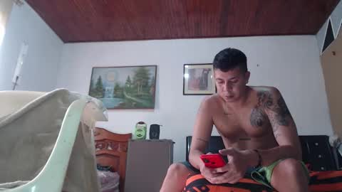 Snapshot of jhon_tommy chatting on February 18, 2025, 2:27 pm jhon tommy online show from February 18, 2025, 2:27 pm