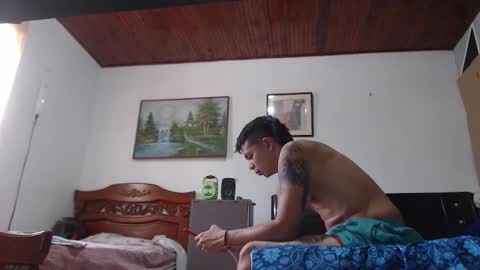 Snapshot of jhon_tommy chatting on February 24, 2025, 3:42 pm jhon tommy online show from February 24, 2025, 3:42 pm