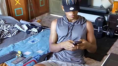 Snapshot of jhon_wich2 chatting on January 19, 2025, 8:19 pm Jhon wich2 online show from January 19, 2025, 8:19 pm