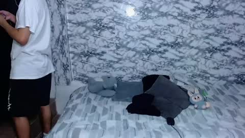 jhonay__cute online show from April 4, 2026, 6:33 am