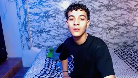 jhonay__cute online show from April 9, 2026, 9:09 pm