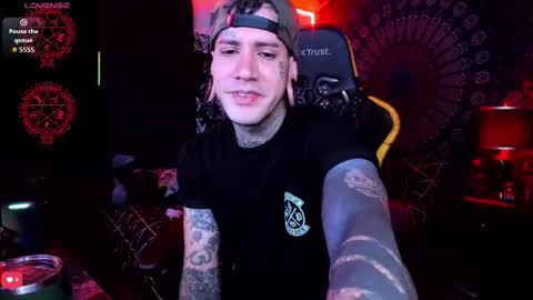 jhonny_ackerman online show from September 25, 2025, 9:51 pm