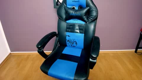 Snapshot of jhonnyboy007 chatting on December 14, 2024, 7:18 am Black Diamond online show from December 14, 2024, 7:18 am