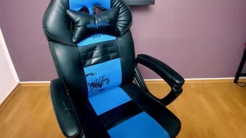 Snapshot of jhonnyboy007 chatting on December 19, 2024, 9:29 am Black Diamond online show from December 19, 2024, 9:29 am