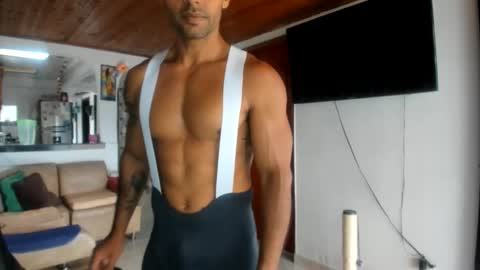 Snapshot of jhonnyxxfitnexx chatting on May 26, 2026, 3:08 pm jh online show from May 26, 2026, 3:08 pm