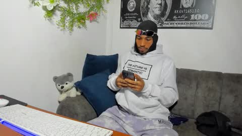 jhonson821 online show from November 7, 2025, 7:52 am