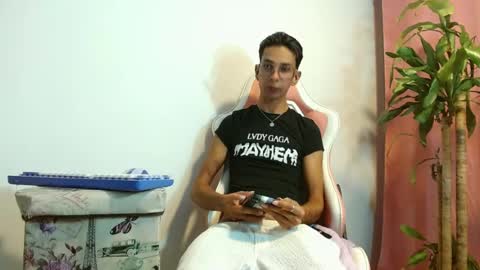 Snapshot of jhonsonvlatino chatting on July 7, 2026, 1:41 am jhonsonvlatino online show from July 7, 2026, 1:41 am