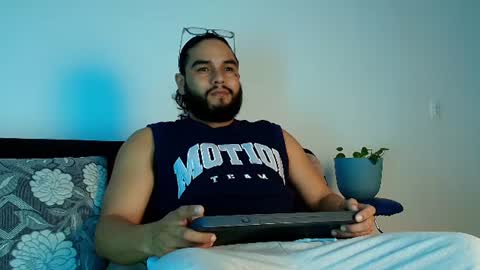Snapshot of jhony_dick_ chatting on July 23, 2026, 5:05 am Jhony online show from July 23, 2026, 5:05 am