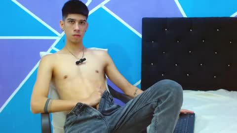 jhony_sex3 online show from January 4, 2025, 4:12 am