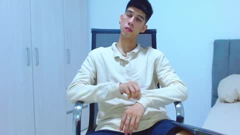 jhony_sex3 online show from October 4, 2025, 3:48 am