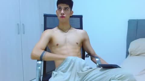 jhony_sex3 online show from October 9, 2025, 4:54 am