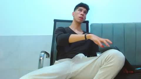 jhony_sex3 online show from July 9, 2026, 7:12 am
