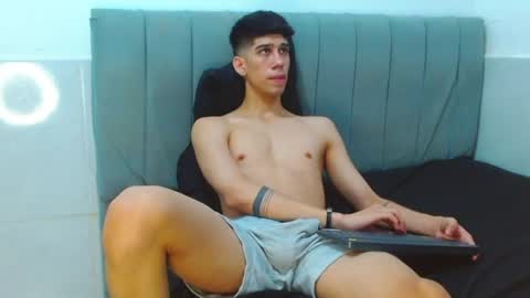 jhony_sex3 online show from July 20, 2026, 10:39 am