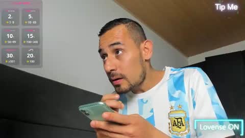Jhony Alzate online show from July 19, 2026, 4:16 am