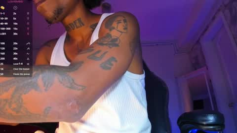 jhonymiller online show from June 18, 2026, 9:19 pm
