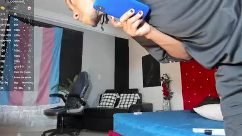 jhonymiller online show from July 5, 2026, 8:27 pm