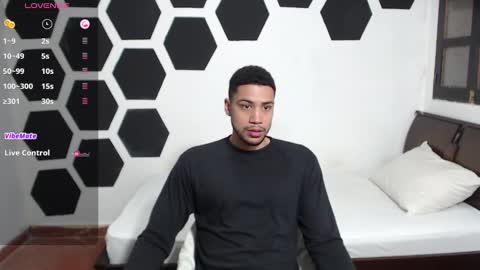 Snapshot of jhors__collens chatting on January 24, 2025, 1:03 am Jhors online show from January 24, 2025, 1:03 am