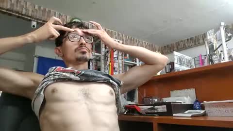 Jhosuamoore  online show from May 29, 2026, 8:18 pm