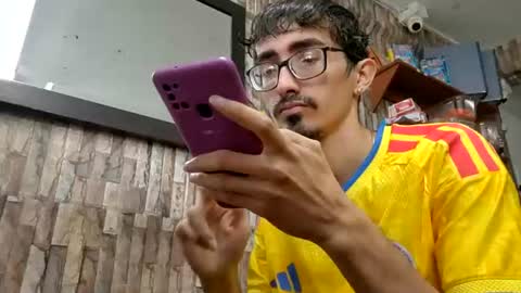 Jhosuamoore  online show from July 7, 2026, 12:09 pm