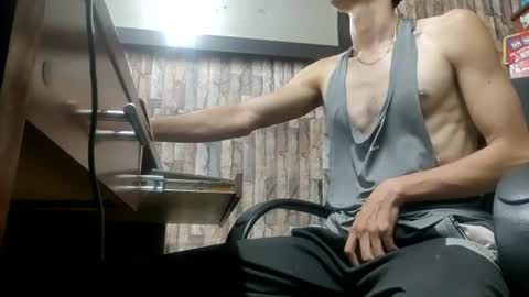 Jhosuamoore  online show from July 19, 2026, 9:18 pm