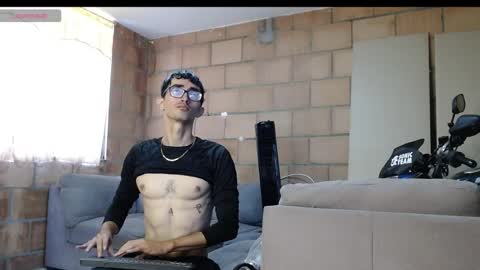 jhosuamoore2 online show from April 27, 2026, 2:48 pm
