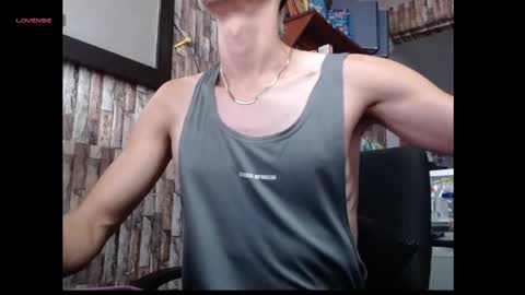 jhosuamoore2 online show from June 6, 2026, 1:16 pm